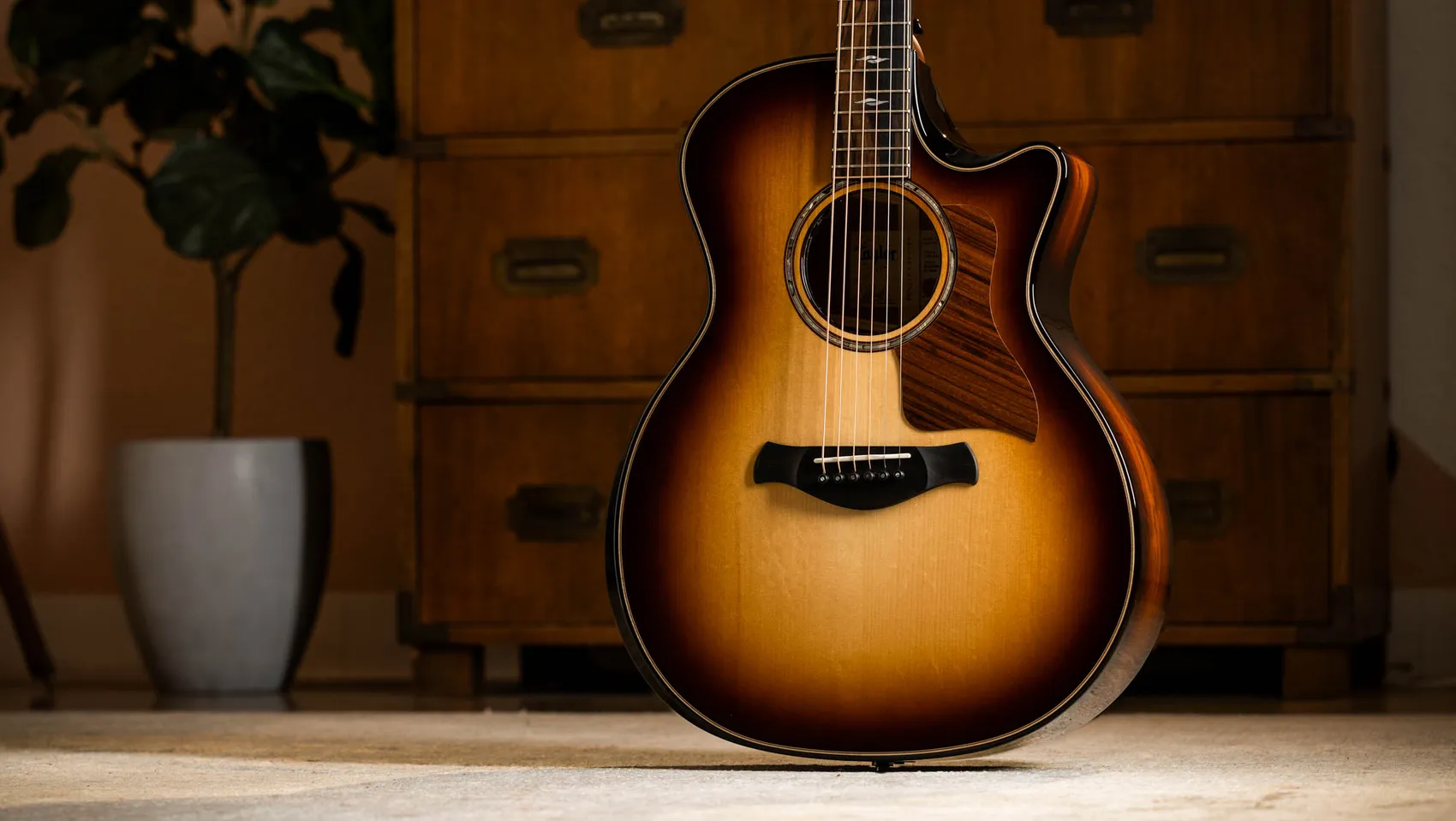 次世代Builder's Edition 814ce Honduran Rosewood/Adirondack